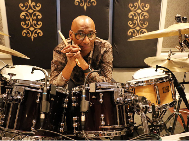 OMAR HAKIM WEER IN MIDDELBURG